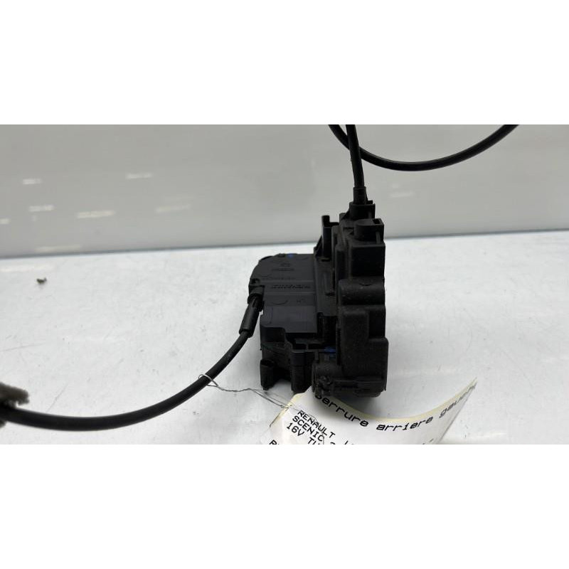 Serrure arriere gauche RENAULT SCENIC 3 Photo n°8