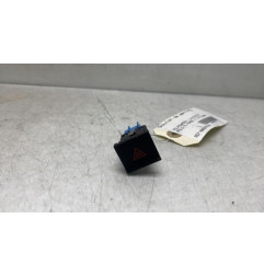 Bouton de warning VOLKSWAGEN POLO 5