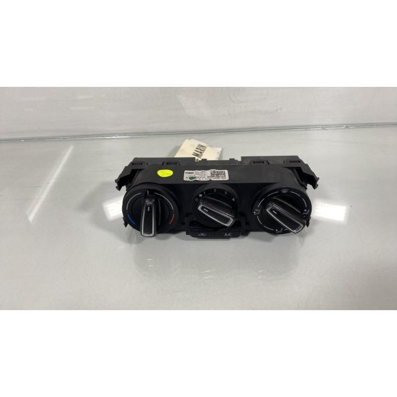 Commande chauffage VOLKSWAGEN POLO 5 Photo n°2