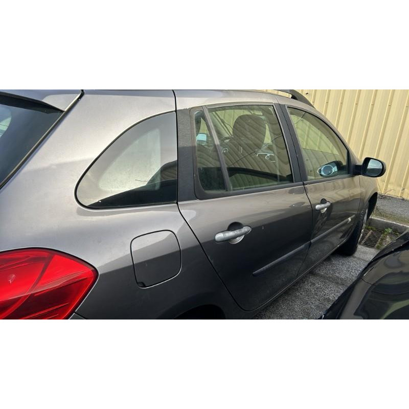 Boitier UCH RENAULT CLIO 3 Photo n°14