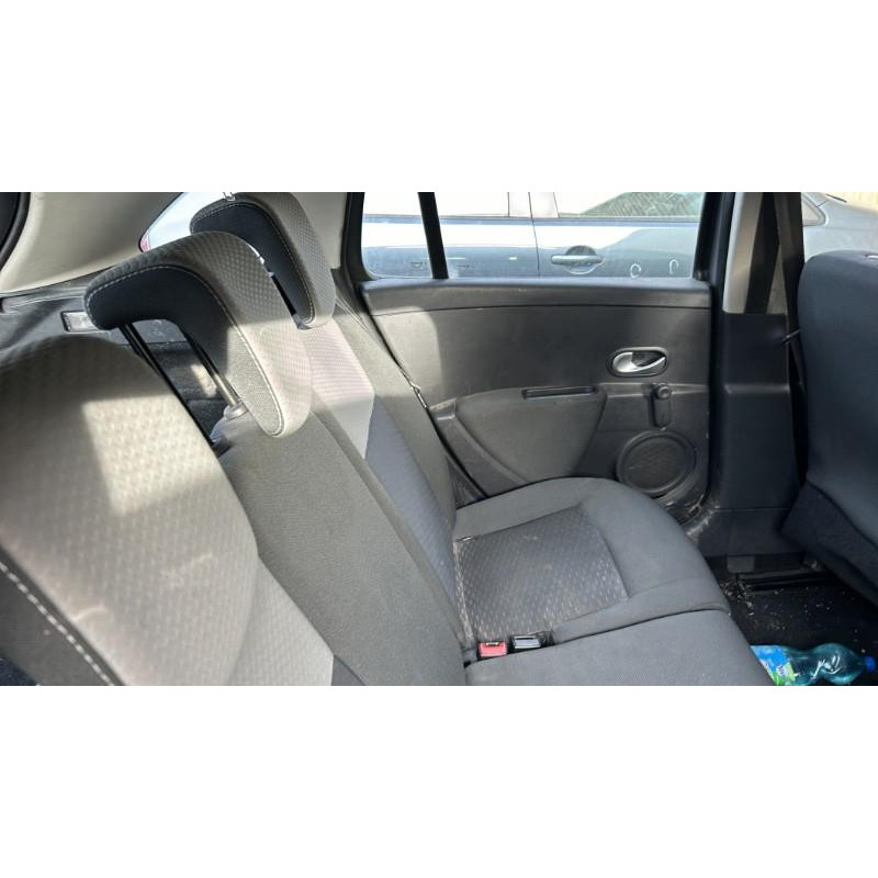 Boitier UCH RENAULT CLIO 3 Photo n°18