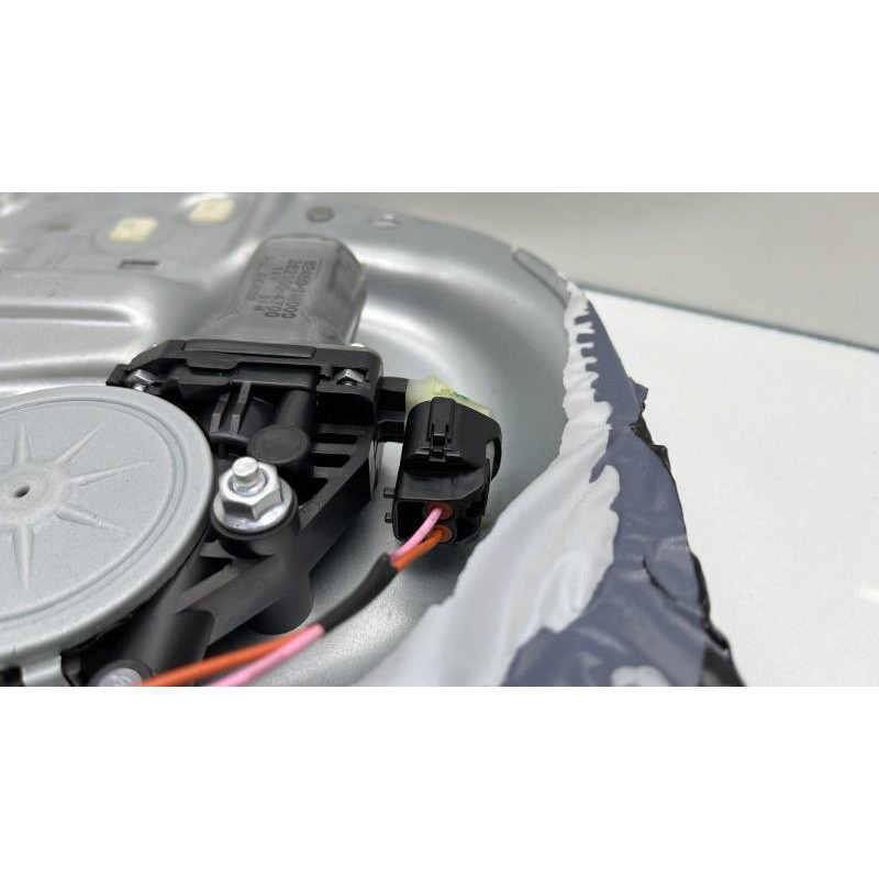Leve vitre electrique arriere gauche KIA SOUL 1 Photo n°3
