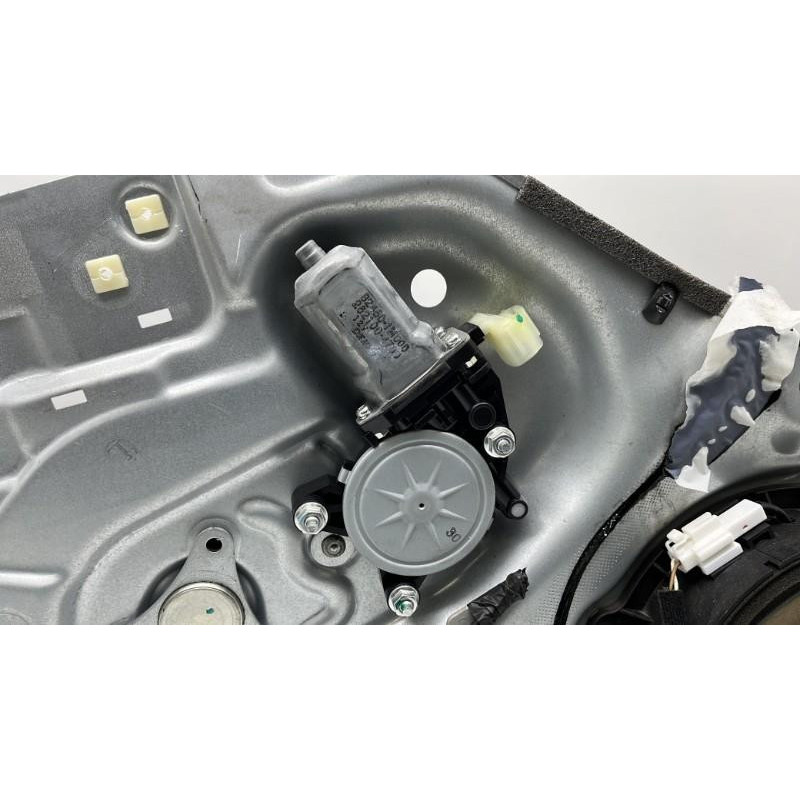 Leve vitre electrique avant gauche KIA SOUL 1 Photo n°3
