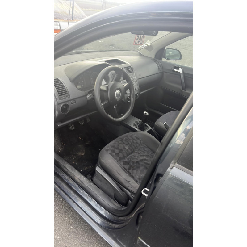 Serrure avant droit VOLKSWAGEN POLO 4 Photo n°18