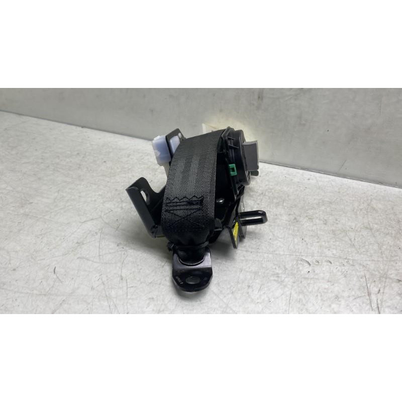 Ceinture arriere droit HYUNDAI I 40 Photo n°4