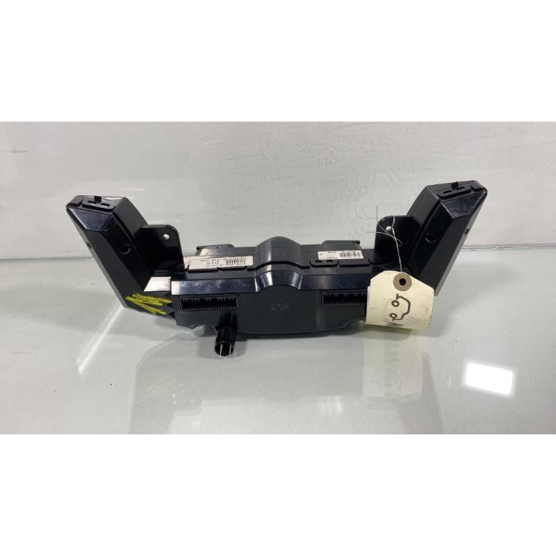 Commande chauffage HYUNDAI I 40 Photo n°1