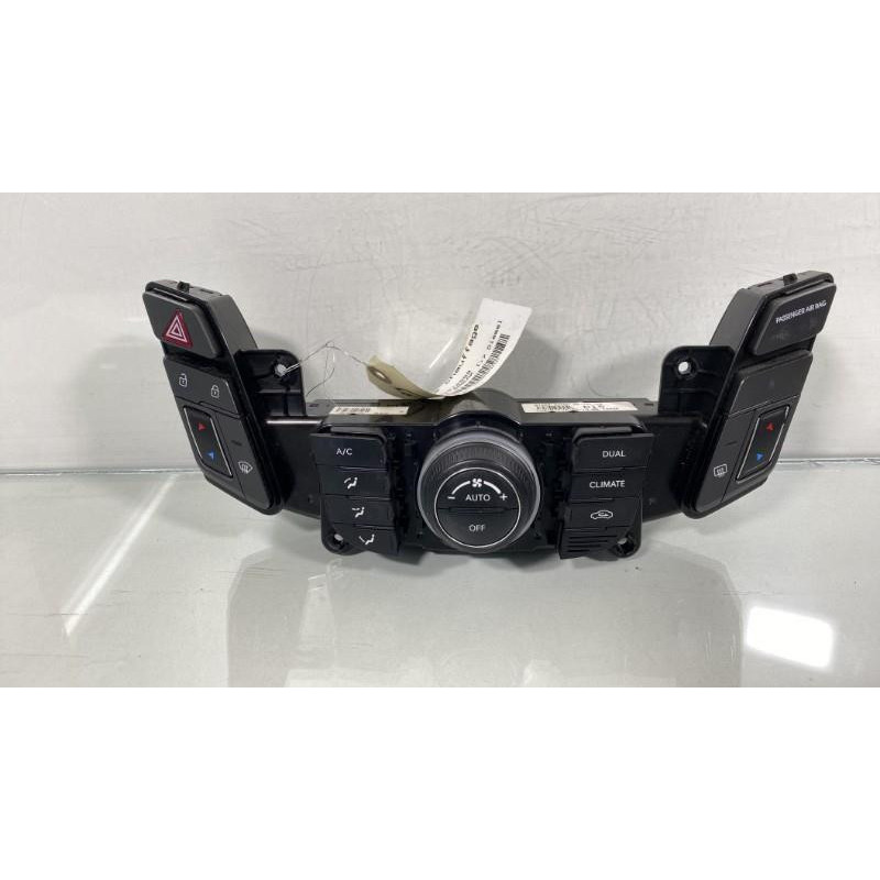 Commande chauffage HYUNDAI I 40 Photo n°3