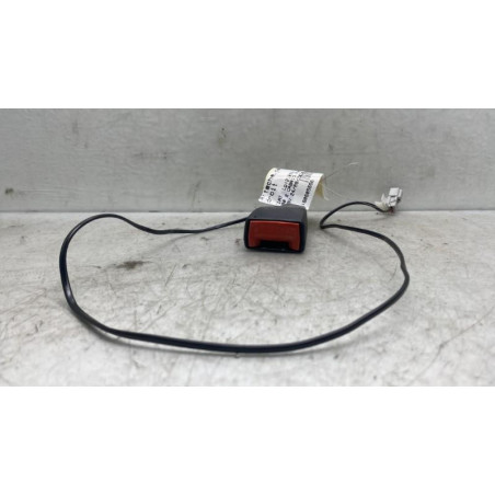Attache ceinture avant droit FIAT 500 2