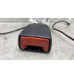 Attache ceinture avant droit FIAT 500 2