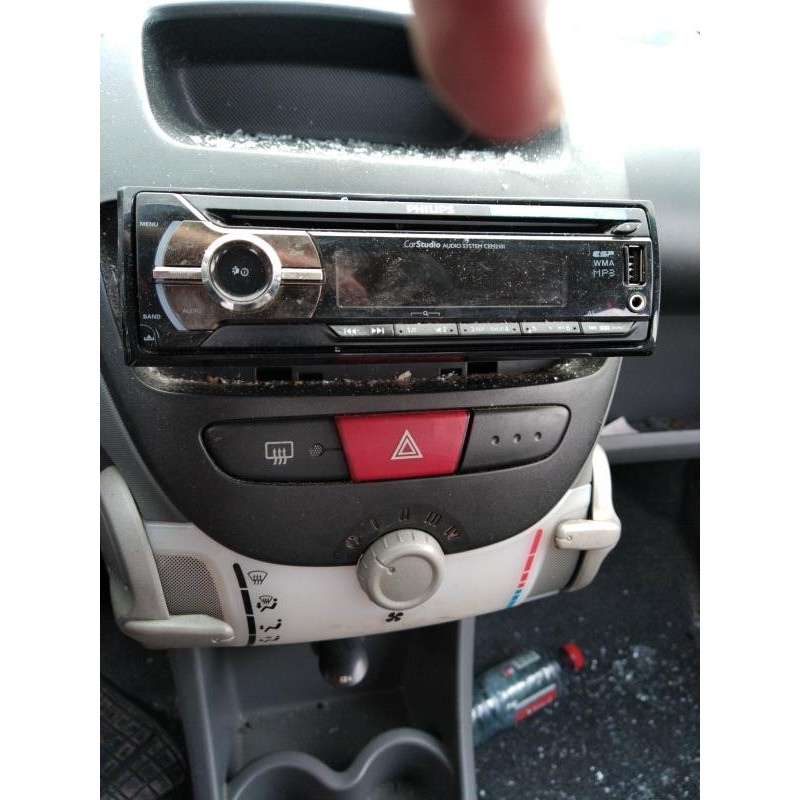 Calculateur moteur PEUGEOT 107 Photo n°4
