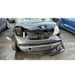 Calculateur moteur PEUGEOT 107