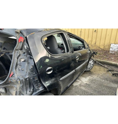 Calculateur moteur PEUGEOT 107
