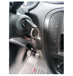 Serrure avant droit CITROEN C2