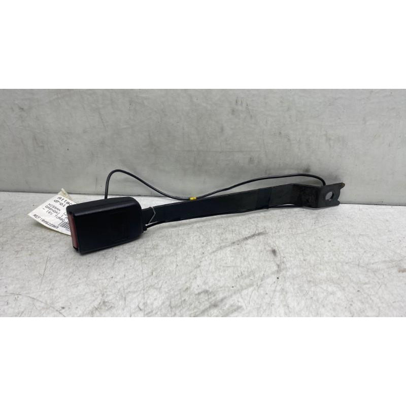 Attache ceinture avant droit NISSAN QASHQAI 1 Photo n°2