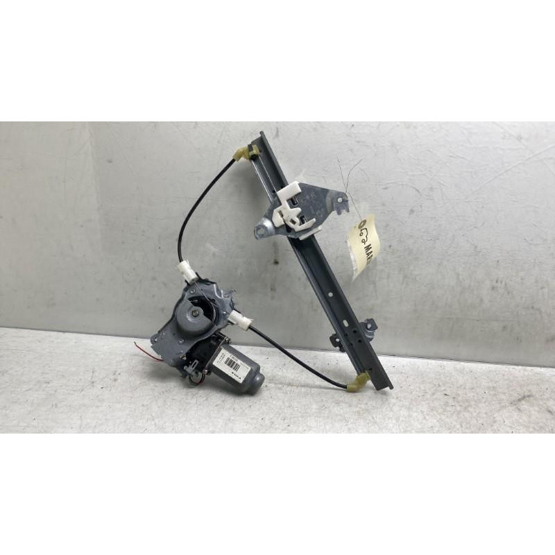 Leve vitre electrique arriere droit NISSAN QASHQAI 1 Photo n°1