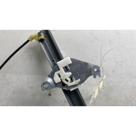 Leve vitre electrique arriere droit NISSAN QASHQAI 1