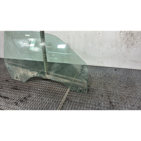 Vitre avant droit AUDI A4 2