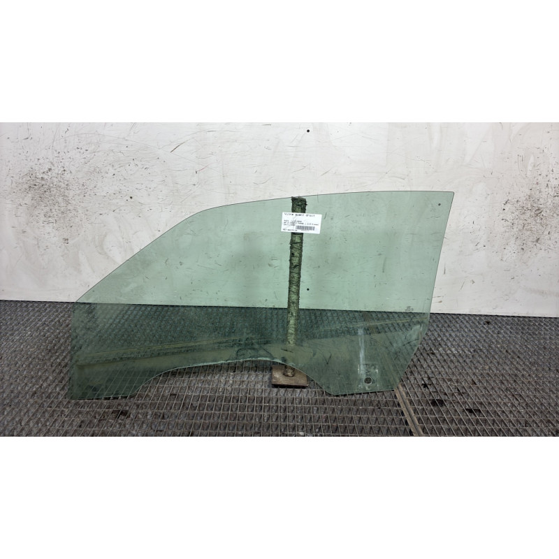 Vitre avant droit AUDI A4 2 Photo n°4