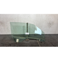 Vitre avant gauche AUDI A4 2