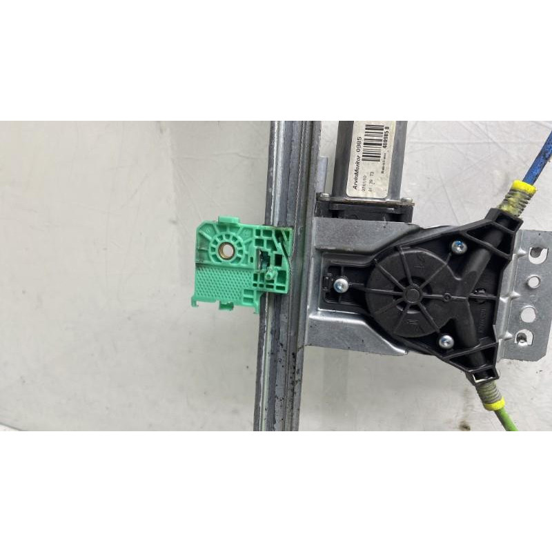 Leve vitre electrique avant droit CITROEN JUMPY 2 Photo n°6