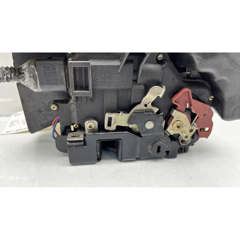 Serrure arriere droit AUDI A4 2 Photo n°5