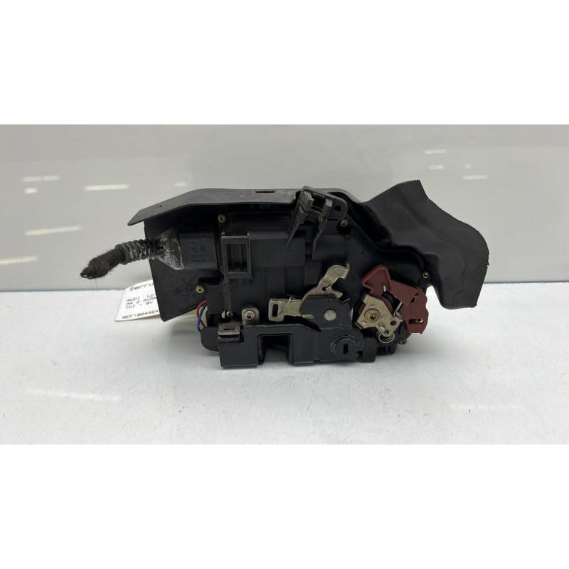 Serrure arriere droit AUDI A4 2 Photo n°6