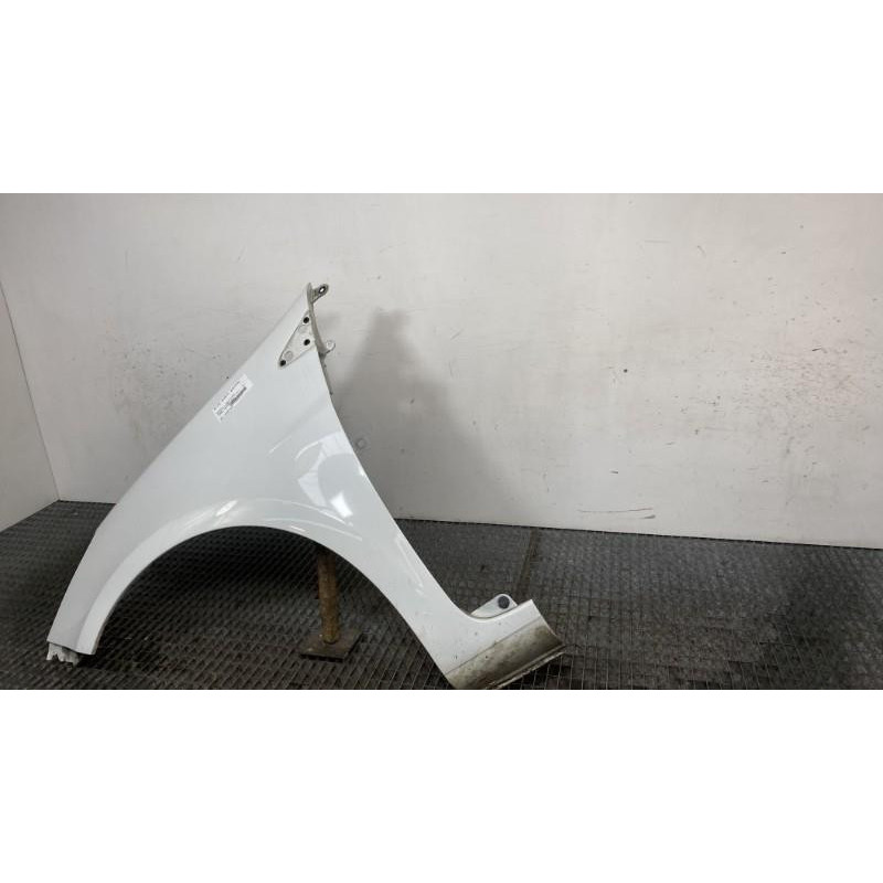 Aile avant gauche RENAULT CLIO 3 Photo n°3
