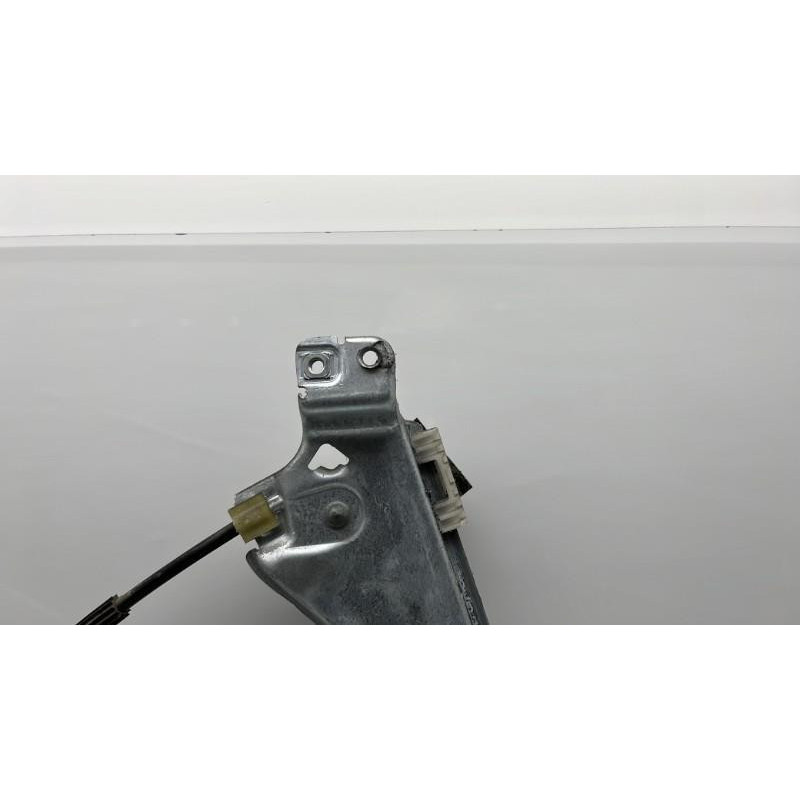 Leve vitre electrique avant gauche RENAULT CLIO 3 Photo n°7