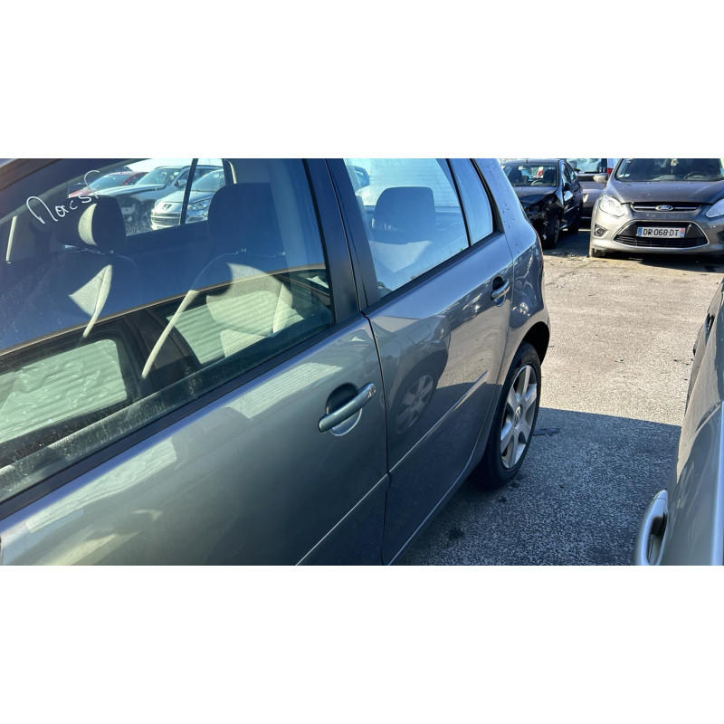 Feu arriere secondaire gauche (feux) VOLKSWAGEN GOLF 5 Photo n°13