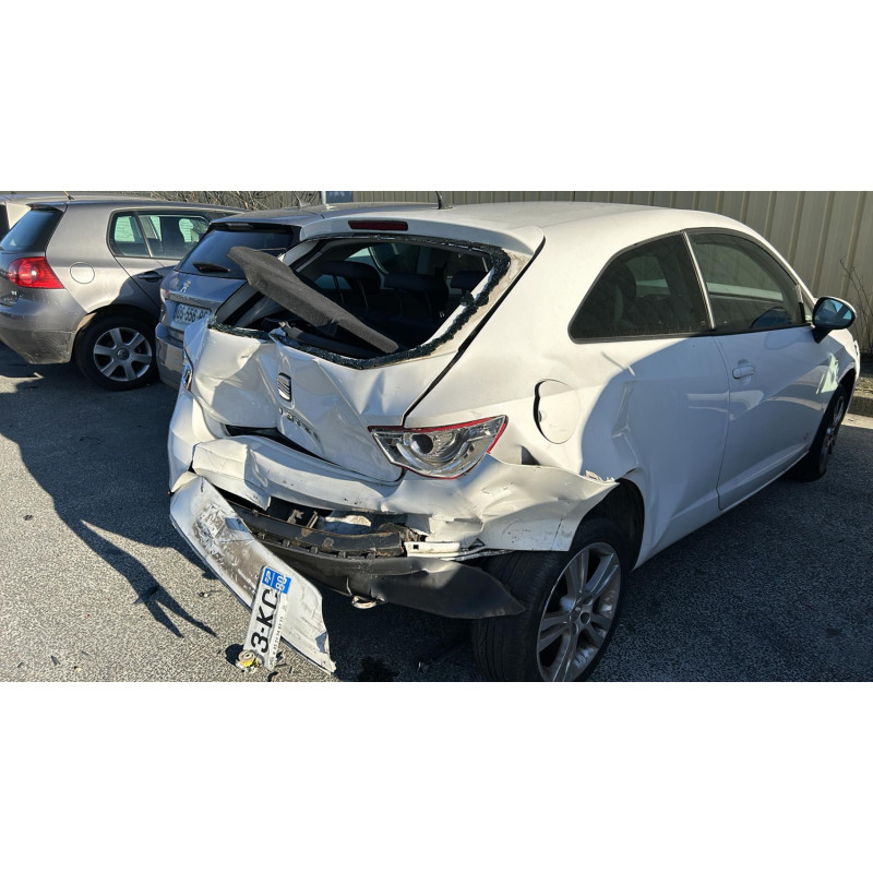 Custode arriere droit SEAT IBIZA 4 Photo n°9