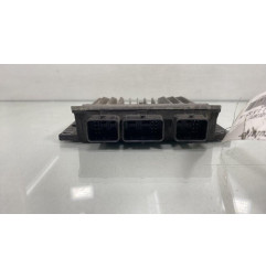 Calculateur moteur RENAULT CLIO 3