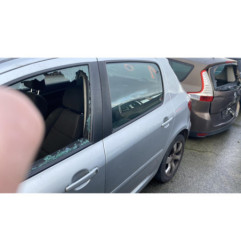 Serrure avant droit PEUGEOT 307