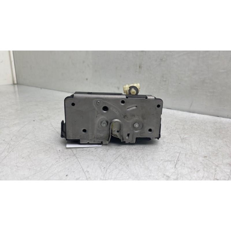 Serrure arriere droit OPEL CORSA E Photo n°4
