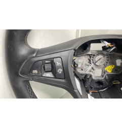 Volant OPEL CORSA E Photo n°1