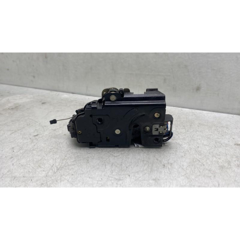 Serrure avant droit SKODA FABIA 1 Photo n°4