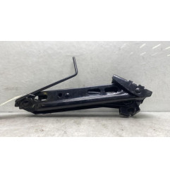 Cric OPEL CORSA D