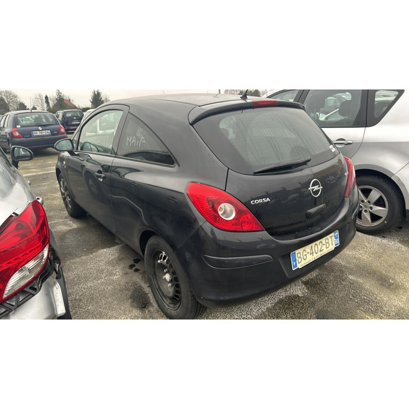 Cric OPEL CORSA D Photo n°8