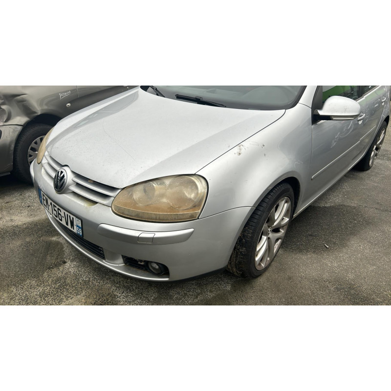 Feu arriere secondaire gauche (feux) VOLKSWAGEN GOLF 5 Photo n°5