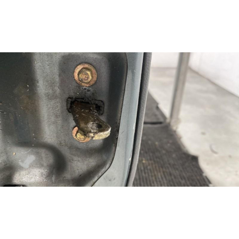 Porte arriere droit DAEWOO NEXIA Photo n°4
