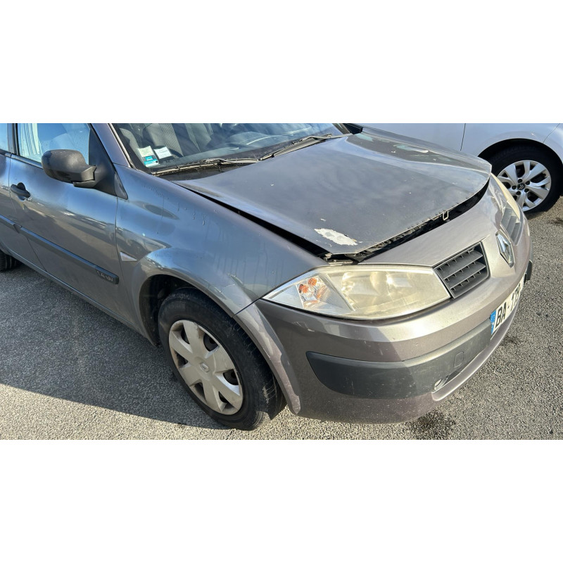 Face avant RENAULT MEGANE 2 Photo n°12
