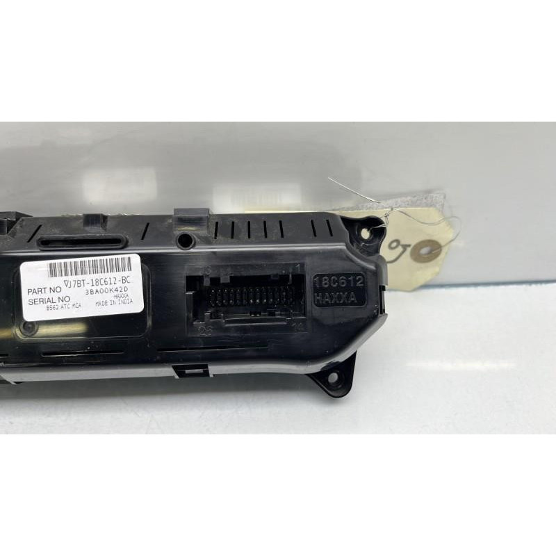 Commande chauffage FORD KA+ Photo n°1