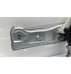Leve vitre electrique avant droit FORD KA+
