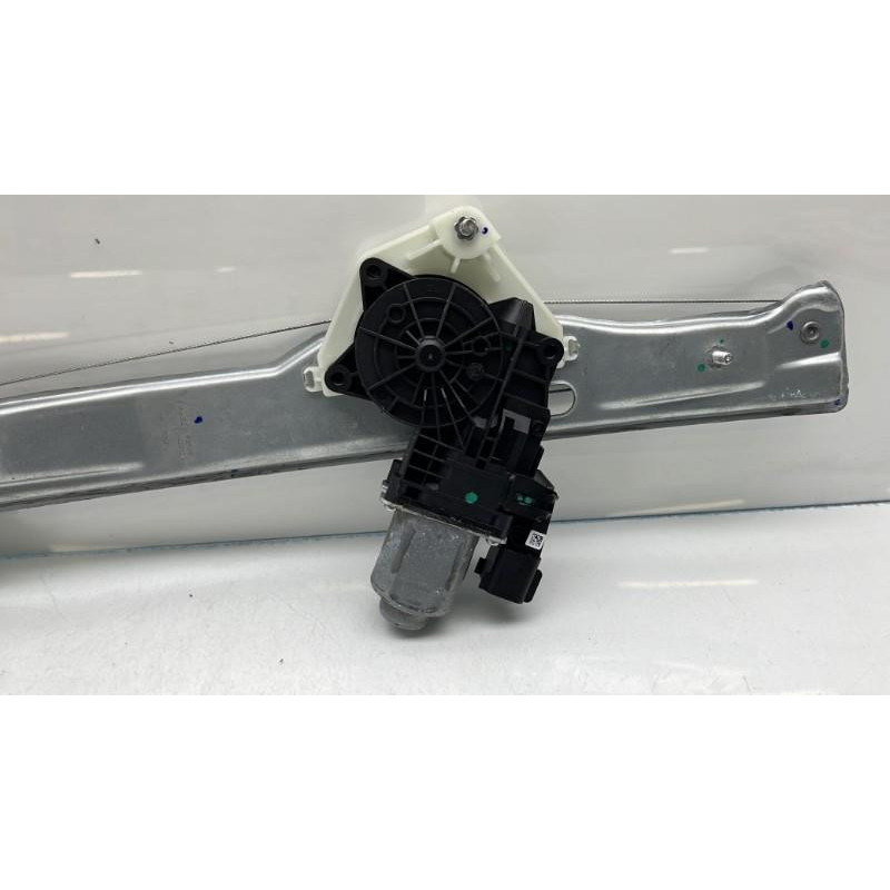 Leve vitre electrique avant gauche FORD KA+ Photo n°2