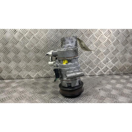 Compresseur clim FORD KA+ Photo n°1