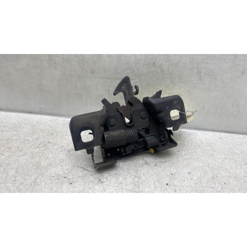 Fermeture de capot RENAULT TRAFIC 3 COURT Photo n°1