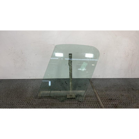 Vitre avant gauche RENAULT TRAFIC 3 COURT Photo n°1