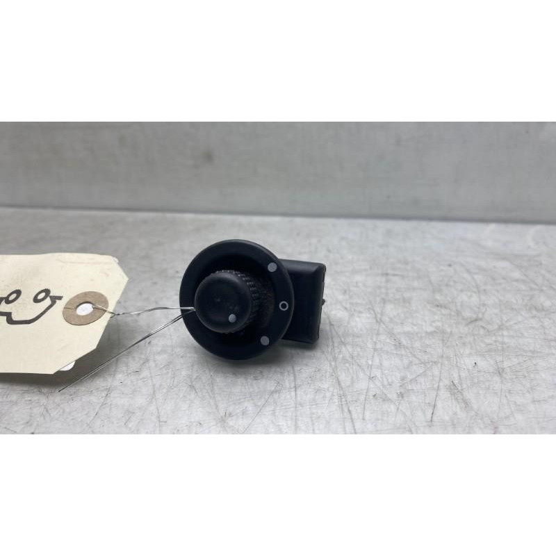 Commande retroviseurs RENAULT TRAFIC 3 COURT Photo n°3