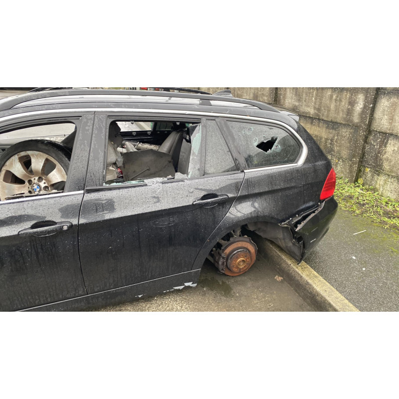 Feu arriere secondaire droit (feux) BMW SERIE 3 E91 Photo n°5