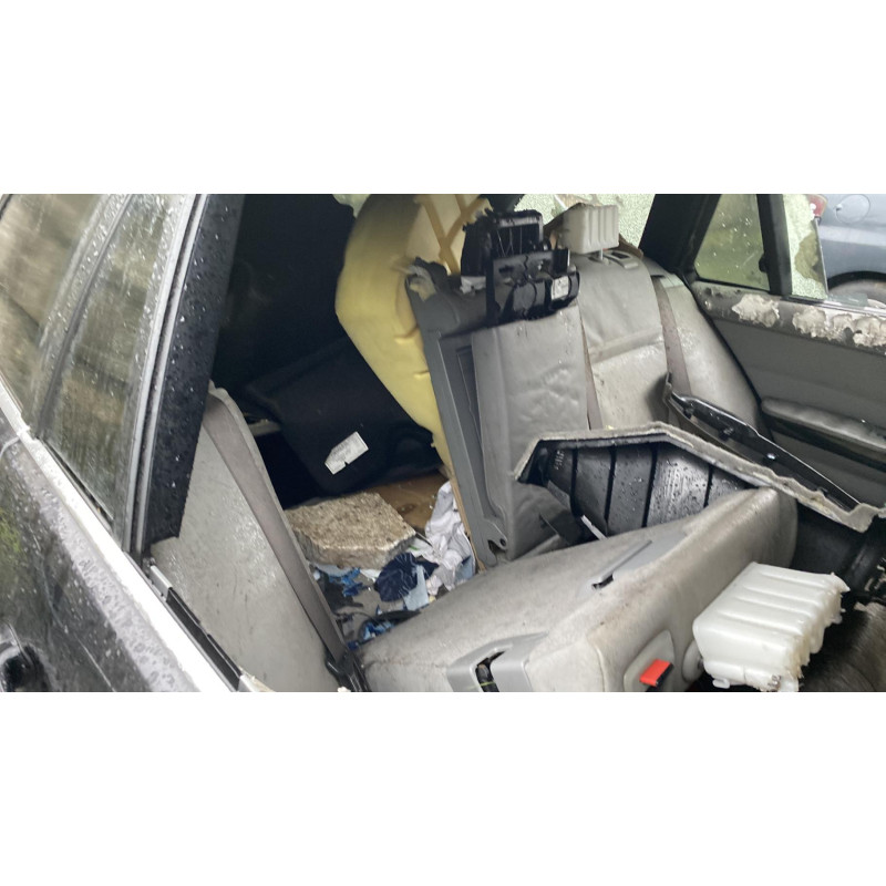 Porte arriere droit BMW SERIE 3 E91 Photo n°15