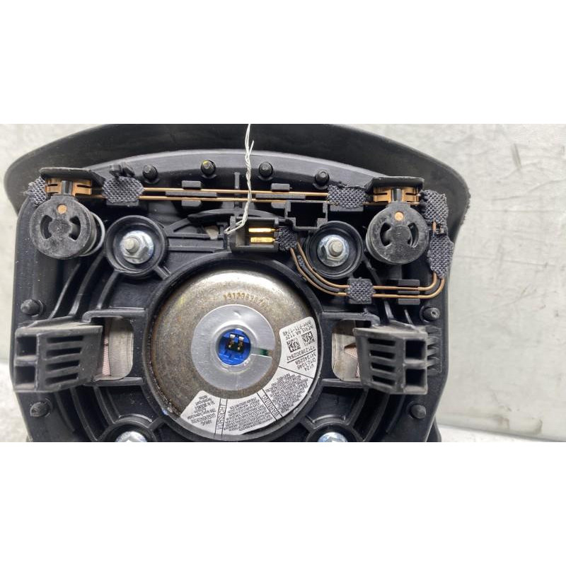 Air bag conducteur RENAULT MASTER 3 Photo n°2